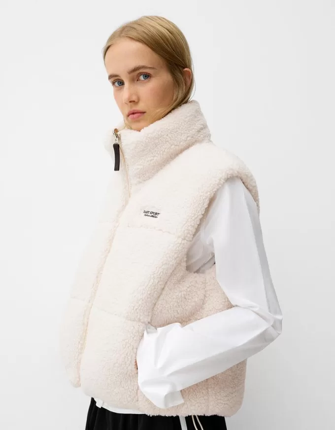 Vändbar faux shearling-väst Vändbar faux shearling-väst