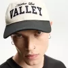 Varsity keps med broderi Varsity keps med broderi