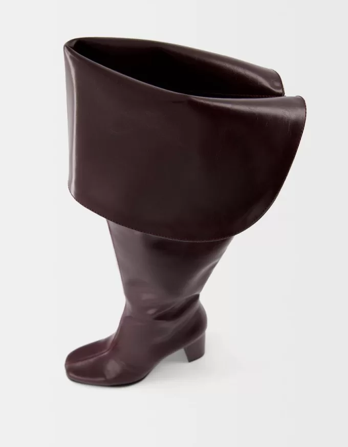 högklackade over-the-knee stövlar