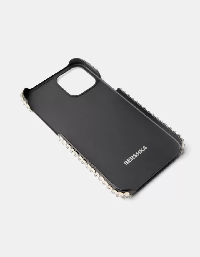 iPhonefodral prydd med strass iPhonefodral prydd med strass